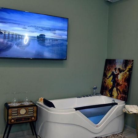 City Center Rooms And Apartments Durrës 외부 사진