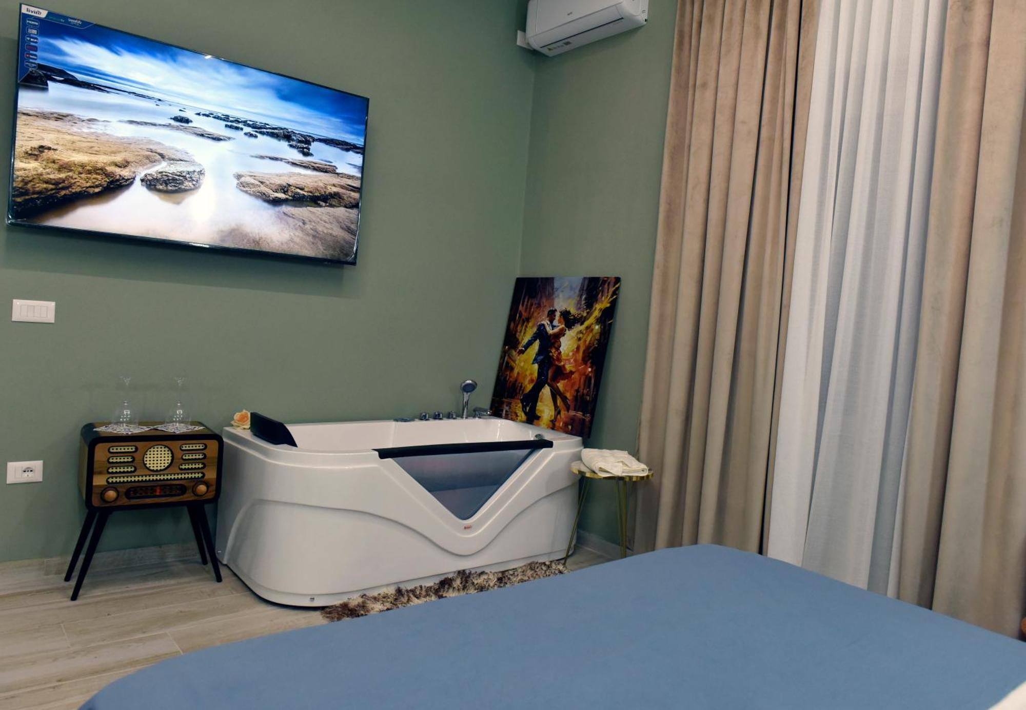 City Center Rooms And Apartments Durrës 외부 사진